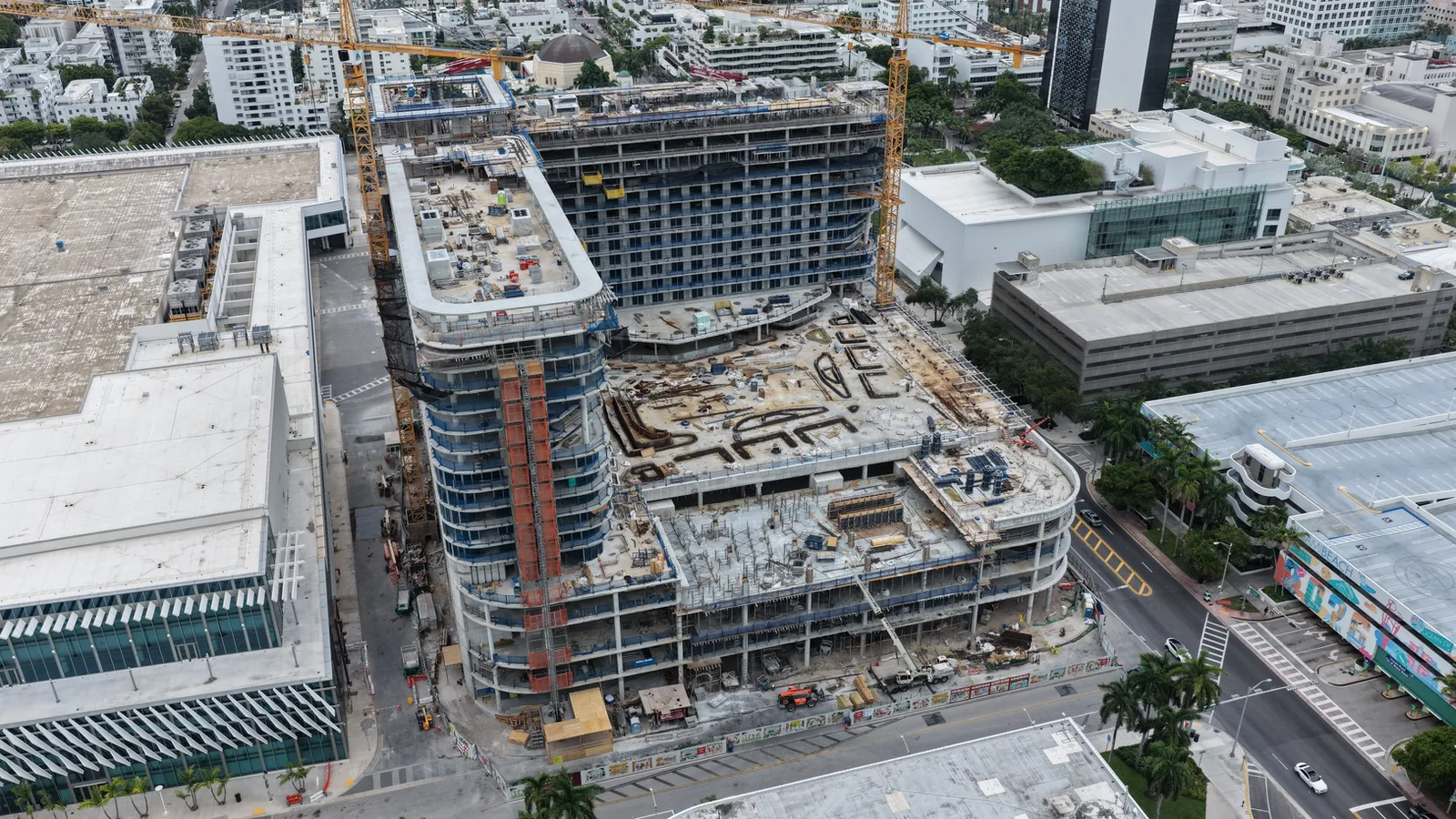 Grand Hyatt Miami Beach from the air